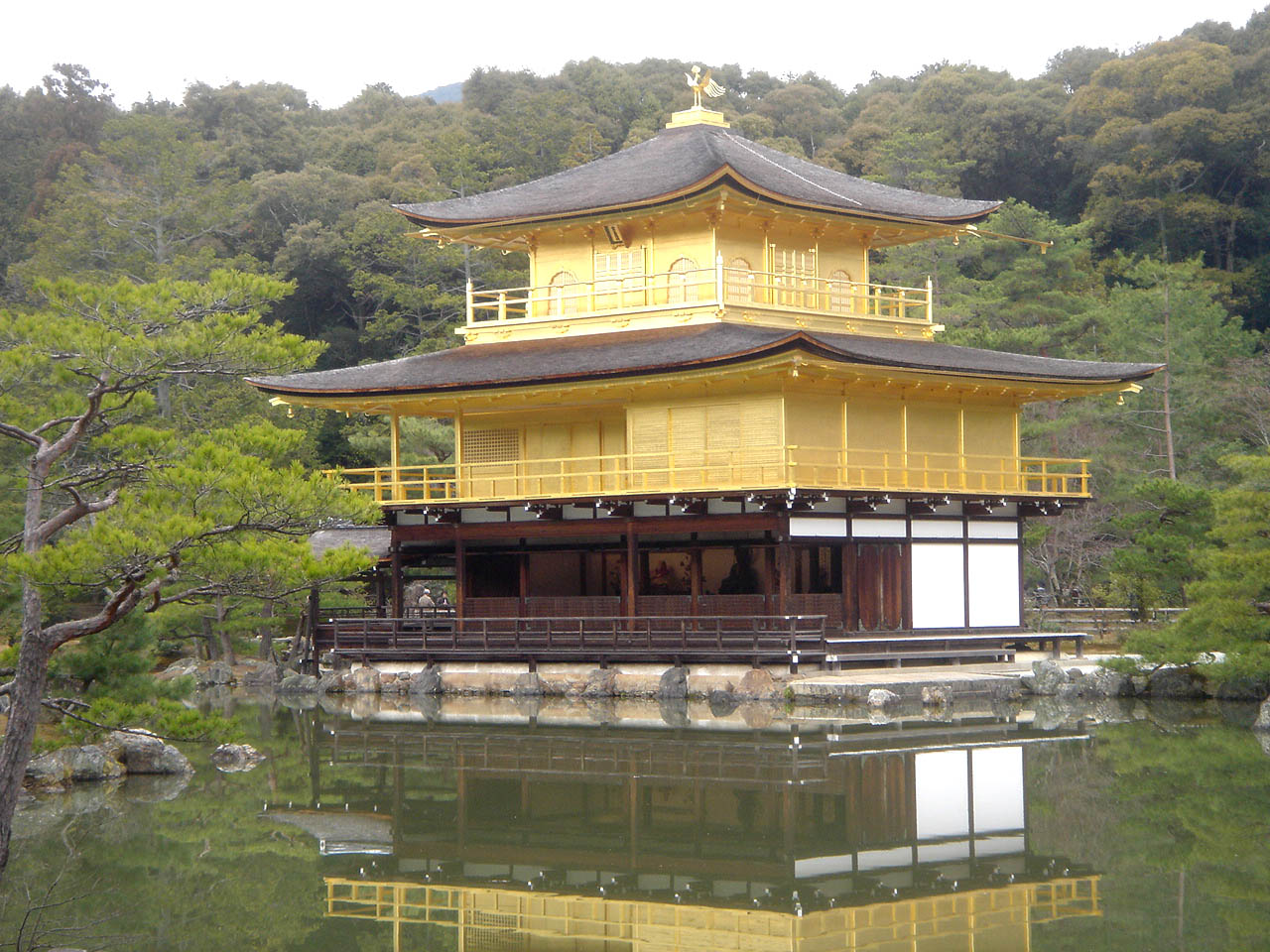 golden-pavilion-kyoto-1